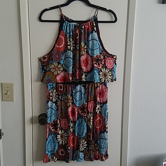 Floral tiered halter dress - Picture 1 of 4